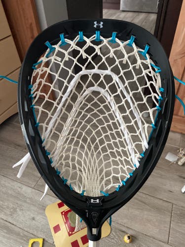 BN Under Armour Command Goalie Head