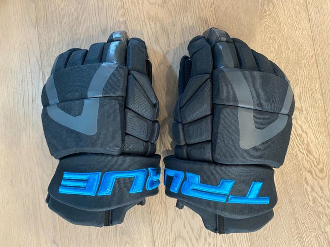 New True XC9 Gloves Gloves 13" Pro Stock