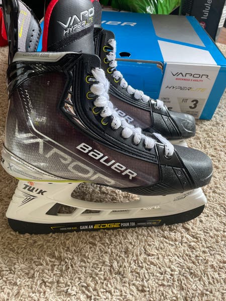 New Bauer Size 6.5 Fit 3 Vapor Hyperlite Hockey Skates