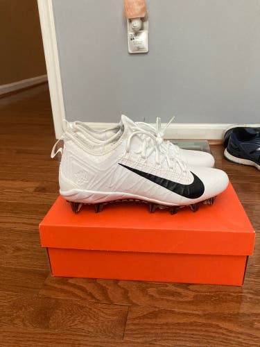 White New Size Men's 10.5 (W 11.5) Low Cut Alpha Huarache 7 Pro