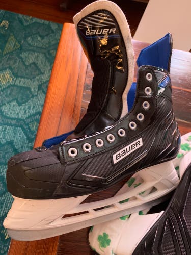 Used Bauer Regular Width  Size 11 MS1 Hockey Skates