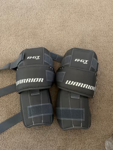 Lightly Used Warrior Ritual R\GT Senior Goalie Knee Pads