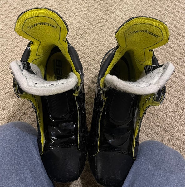 Used One Season Bauer Wide Width Size 5.5 Supreme 3S Hockey Skates
