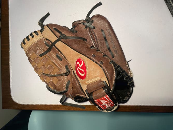 Outfield 11.5" Heart of the Hide Baseball Glove