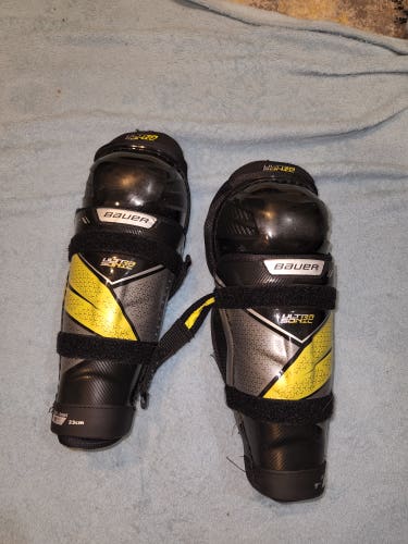 Used Bauer Shin Pads