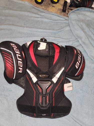 Used Junior Small Bauer NSX Shoulder Pads