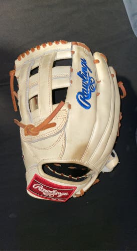 Outfield 12.75" Heart of the Hide Baseball Glove
