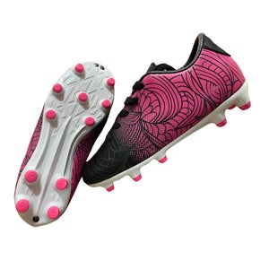 Vizari Cali Youth or Junior Size Soccer Cleats (New)