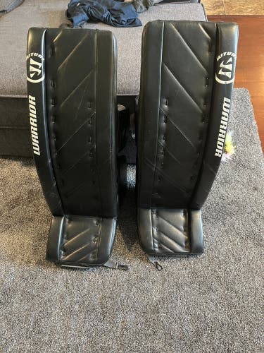 34" Warrior  Ritual G4 Goalie Leg Pads