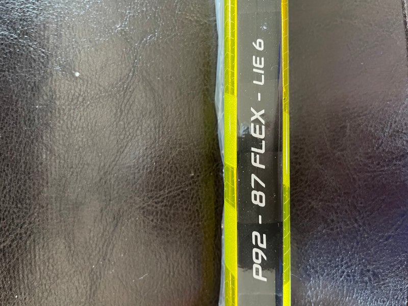 Senior Left Hand P92 Pro Stock Supreme 3s Hockey Stick