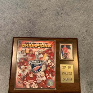 Detroit Red Wings Memorabilia