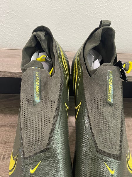 Nike, Shoes, Size 5 Nike Vapor Untouchable Elite 3 Football Cleats Green  Oregon Ducks Pe