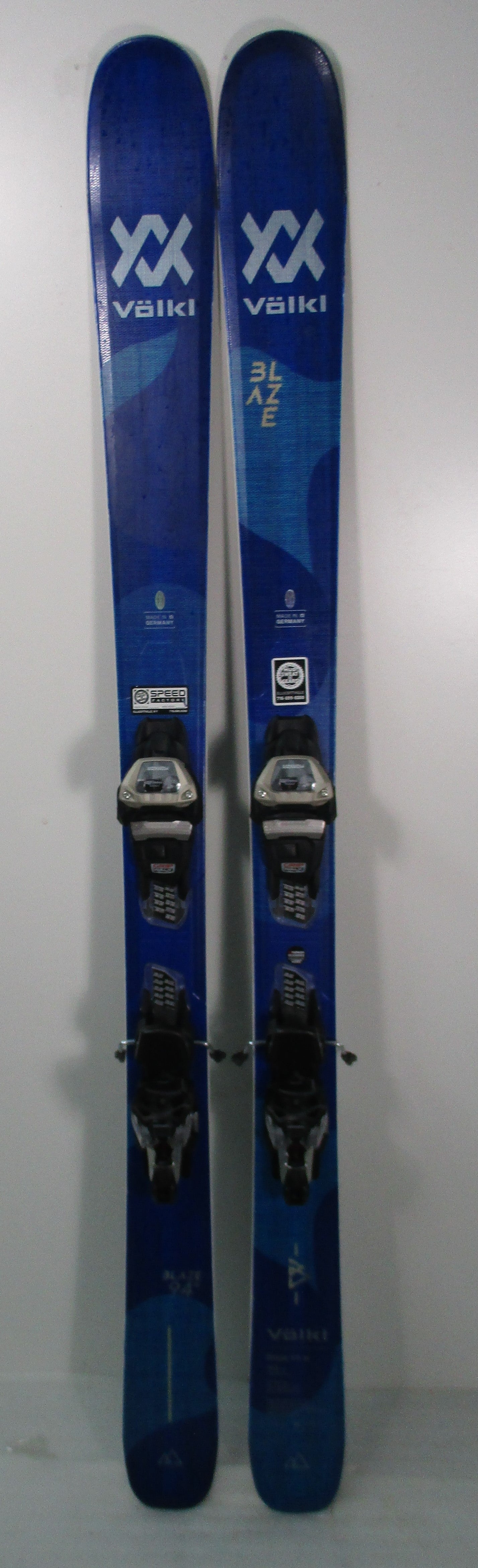 2022 Used Women's Volkl Blaze 94 158cm Skis With Marker Squire