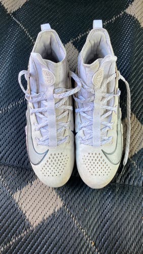 White/Silver Used Huarache cleats