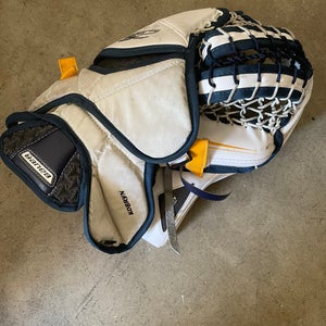 Bauer Supreme 2s Pro Goalie Glove (Senior, Navy/Sport Gold)