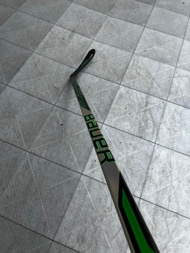 Intermediate Right Handed P28  Sling Hockey Stick