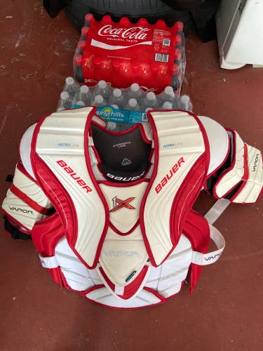 Used Large Bauer  Vapor 1X Goalie Chest Protector