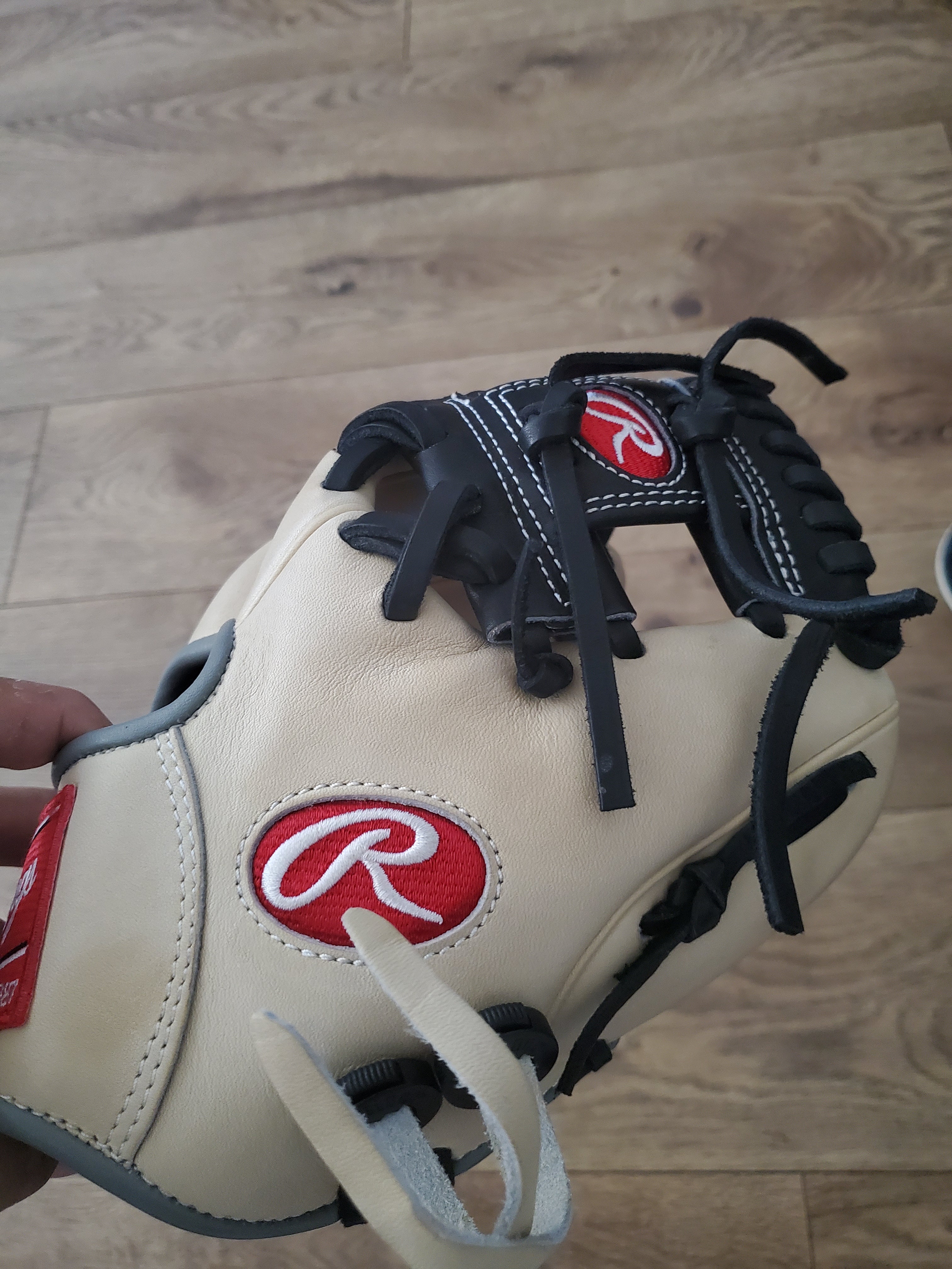 Rawlings 9.5-inch Infield Training Glove, HOH Series