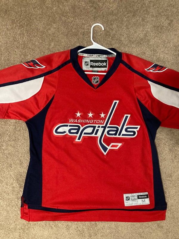 Used NHL Washington Capitals Hockey Jersey Youth Size S/M – cssportinggoods