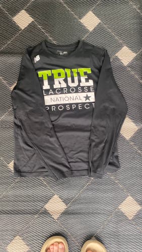 Black used TRUE national Long sleeve