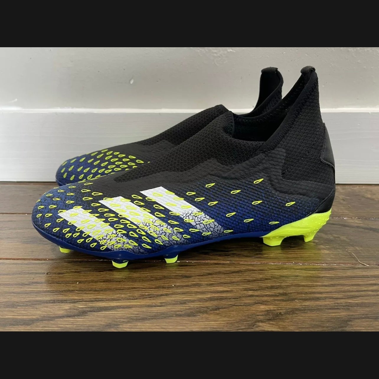 Adidas Predator Freak .3 Laceless FG Soccer Cleats Demonscale Men’s ...