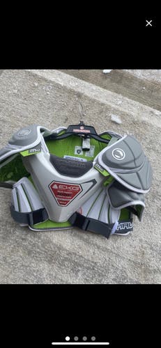 Shoulder Pads New Medium Maverik MAX EKG