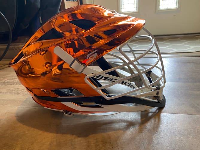 Player's Cascade S Helmet