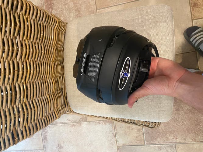 Used Player's Cascade R Helmet