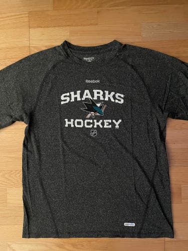 PRO STOCK NHL SAN JOSE SHARKS HOCKEY SHIRT - SIZE S
