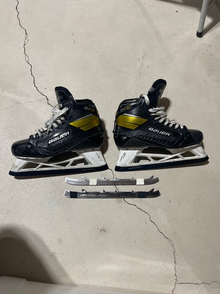 Used Bauer Regular Width Size 10 Ultrasonic Hockey Goalie Skates
