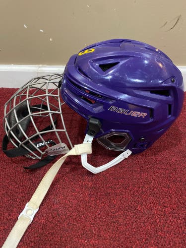 Small Bauer Re-Akt 150 Helmet Item#MNH9