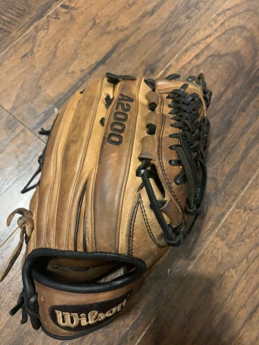 Infield 11.75" A2000 Baseball Glove