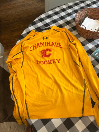 Yellow Chaminade Hockey New XL Under Armour Shirt