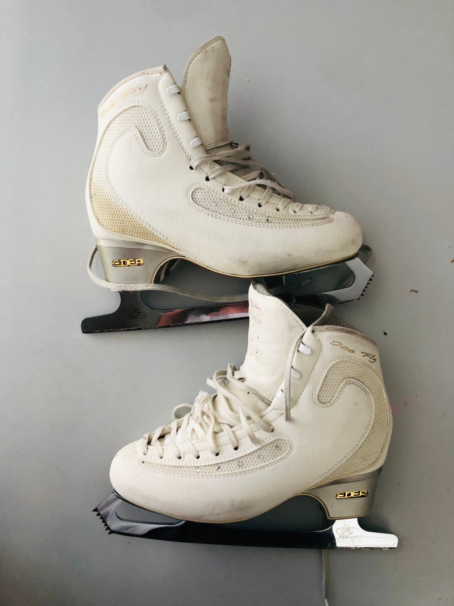 used-edea-size-8-5-figure-skates-sidelineswap