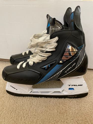 Used True Wide Width  Size 11 TF9 Hockey Skates