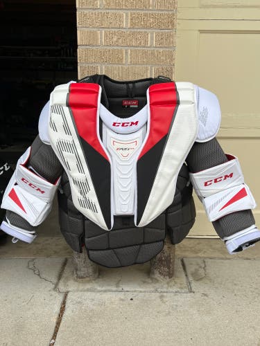CCM Extreme Flex 5.9 Chest Protector