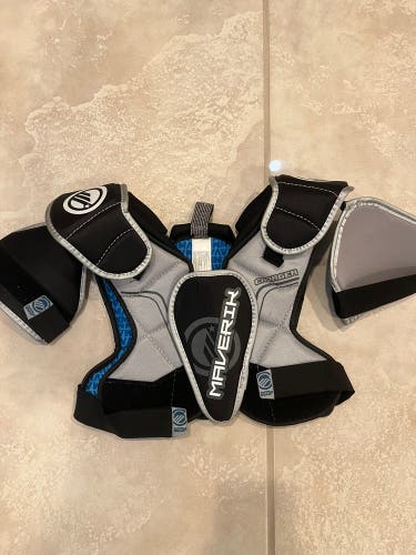 Used Medium Maverik Charger Shoulder Pads