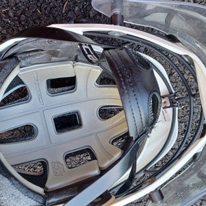 Used Cascade CPV-R Goalie Helmet