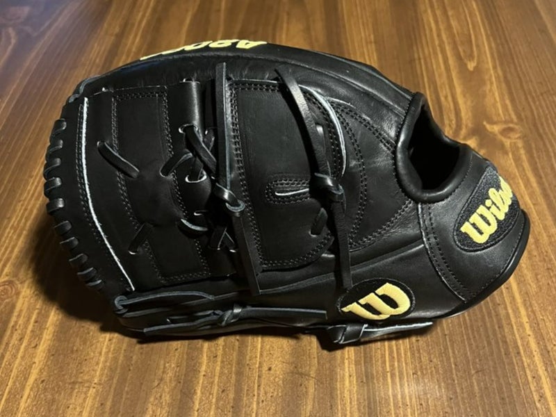 New Left Hand Throw Wilson A2000 Pitcher's CK22 Baseball Glove 11.75"