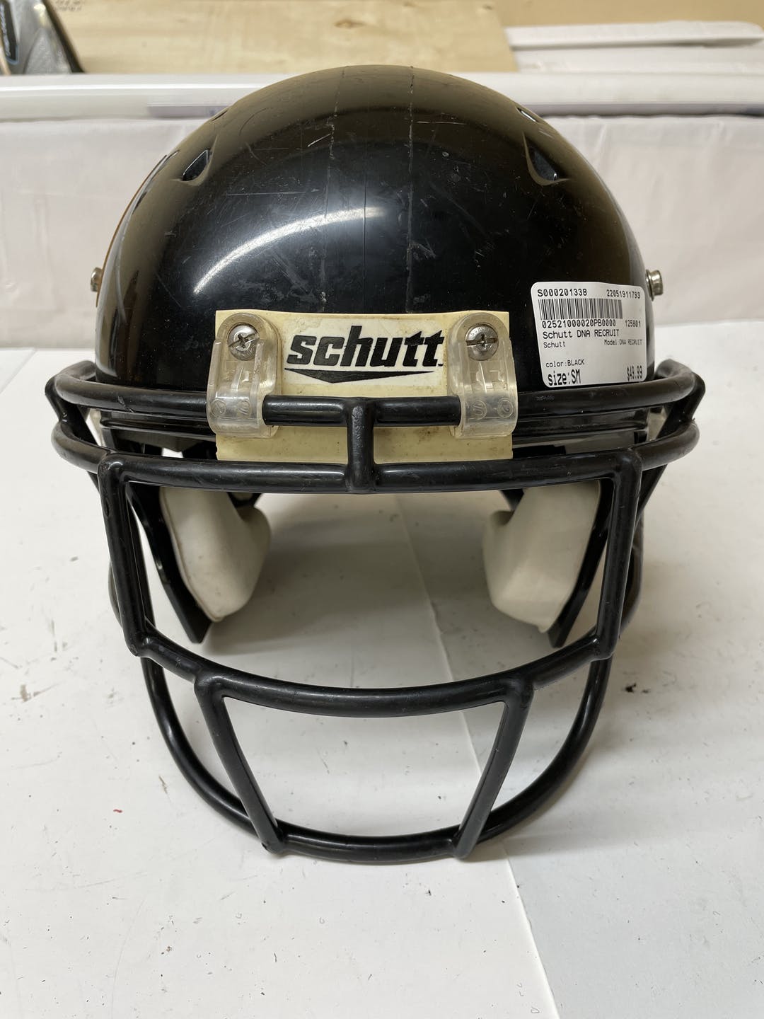 schutt dna recruit