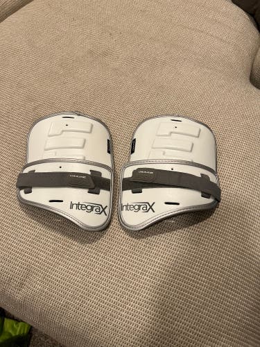 Epoch Integra X Bicep Pads
