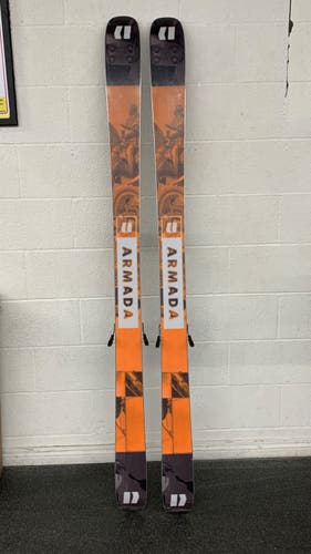 Used 2022 Armada ARV 96 Skis 184cm 18412002