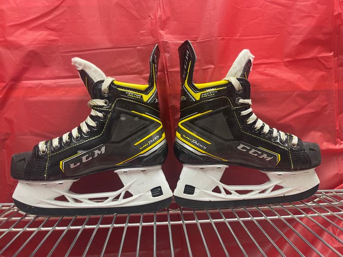 Junior Used CCM Tacks Vector Premier Hockey Skates Regular Width Size 4.5