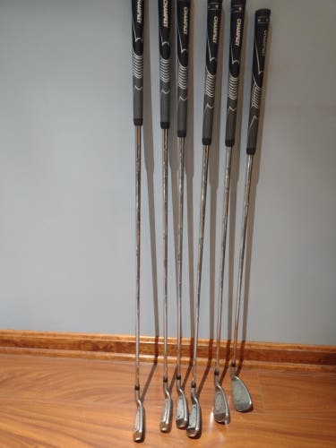 Used MENS Cobra Left Hand 3100 IH Iron Set Regular Flex 6 Pieces Steel Shaft
