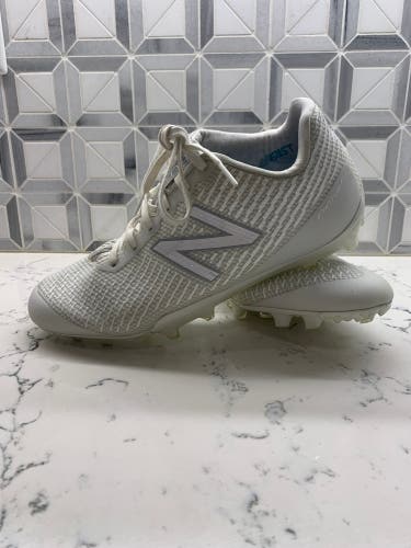 White Unisex Molded Cleats Low Cut Burn X Low