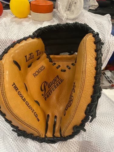 Left handed Rawlings  catchers glove