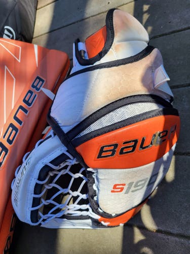 Used 35" Regular Bauer Supreme S190 Goalie Full Set