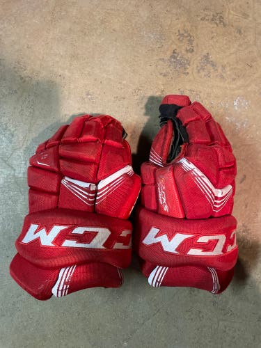 Used CCM 13" Tacks 7092 Gloves