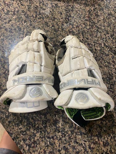 Used Player's Maverik M4 Lacrosse Gloves 13"
