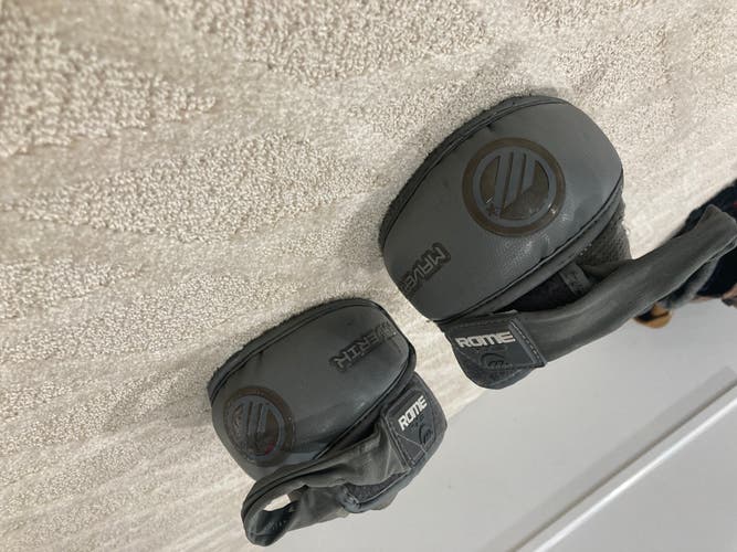 Used Large Cascade Arm Pads